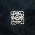 Estampe carr�e 1,5x1,5 cm argent� x1