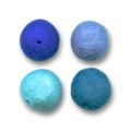 Assortiment de perles en laine feutr�e 10 mm bleu x25