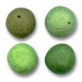 Assortiment de perles en laine feutr�e 20 mm vert x25