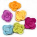 Assortiment de roses en laine feutr�e 40 mm x6