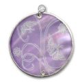 Pendentif Nacre grav� 50 mm Mauve iris� x1