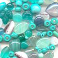 Assortiment de perles de boh�me green turquoise x50g