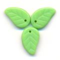Feuilles 14x9 mm Vert clair opaque x25