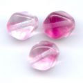 Pyramides Crystal/Fuchsia 6 mm x25