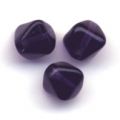 Pyramides Dark Lilac 6 mm x25