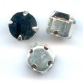 Chatons mont�s 4 mm Jet x10