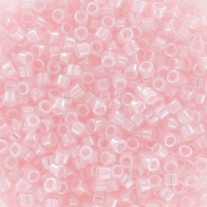 Miyuki Delica 11/0 DB0234 - Baby Pink Ceylon x8g