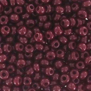 Perles rocailles Preciosa  11/0 2 mm - Bordeaux Opaque x20g