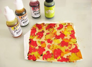 Boucles d'oreilles en pâte polymère encres Piñata et feuille de transfert : Etape 2 Boucles d'oreilles en pâte polymère encres Piñata et feuille de transfert : Etape 2