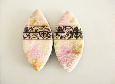 Boucles d'oreilles en pâte polymère encres Piñata et feuille de transfert : Etape 9 Boucles d'oreilles en pâte polymère encres Piñata et feuille de transfert : Etape 9