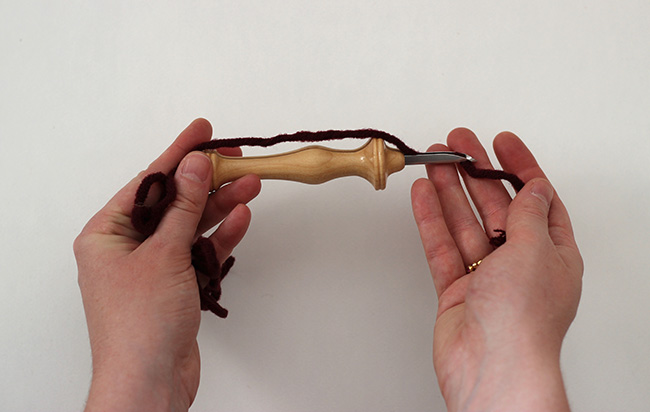 DIY Broder une pochette en punch needle avec de la laine Fashion Star : Etape 4