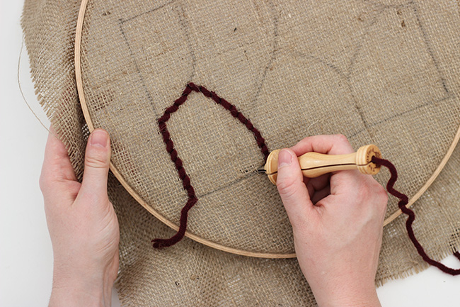 DIY Broder une pochette en punch needle avec de la laine Fashion Star : Etape 5