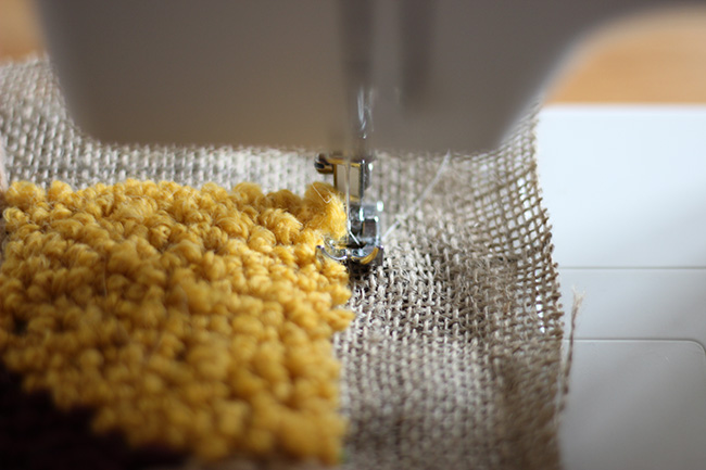 DIY Broder une pochette en punch needle avec de la laine Fashion Star : Etape 15