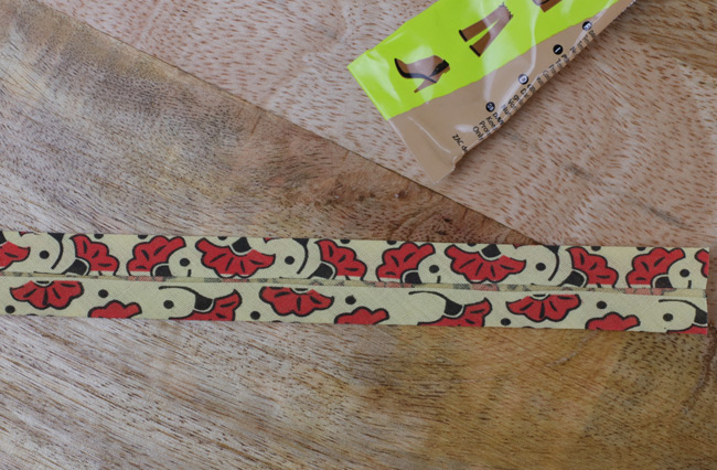 Tutoriel facile bague large Wax africain fleurs de mariage : Etape 2