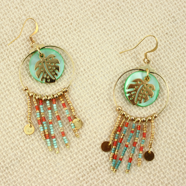 DIY Boucles d'oreilles tropicales, philodendron et perles Miyuki