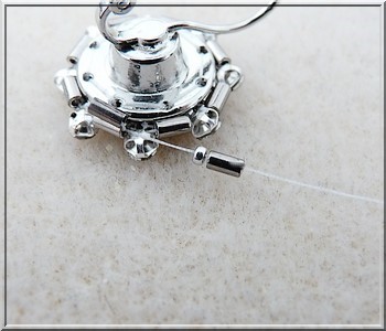 Comment tisser des dormeuses pour tissage porte cabochon Sawrovski ?