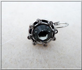 Comment tisser des dormeuses pour tissage porte cabochon Sawrovski ?