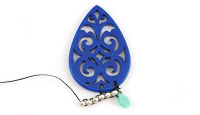 boucles d'oreilles bleu pompon moutarde tissage brickstitch 3b boucles d'oreilles bleu pompon moutarde tissage brickstitch 3b