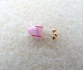 Boucles d'oreilles ABI en perles de verre Paros® Arcos® Minos® et Super Khéops® par Puca® : Etape 1