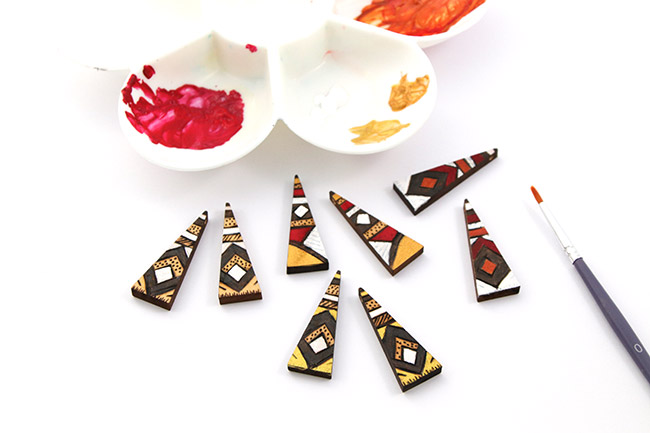 Boucles d'oreilles en bois pyrogravées : Etape 3