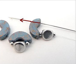 Tutoriel bracelet Ilona avec perles Arcos® par Puca® : Etape 2 Tutoriel bracelet Ilona avec perles Arcos® par Puca® : Etape 2