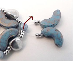 Tutoriel bracelet Ilona avec perles Arcos® par Puca® : Etape 6 Tutoriel bracelet Ilona avec perles Arcos® par Puca® : Etape 6