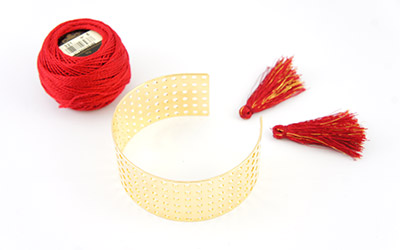 bracelet ajour&eacute; pr&eacute;nom tiss&eacute; 01