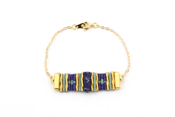 Bracelet tissage rectangle imitation Régalite et rocailles Miyuki : Etape 4 Bracelet tissage rectangle imitation Régalite et rocailles Miyuki : Etape 4