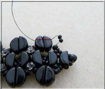 Bracelet DIY Amelie en perles de verre KOS par Puca : Etape 15