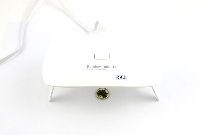 Bracelet végétal résine uv led : Etape 3