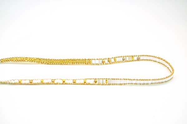 Bracelet wrap blanc et doré avec Tila beads, Rocaille Miyuki et nacrées PureCrystal : Etape 6