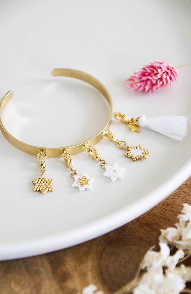 Schéma Tutoriel Bracelet jonc doré tissage Miyuki Delicas 11/0 étoile et pompon