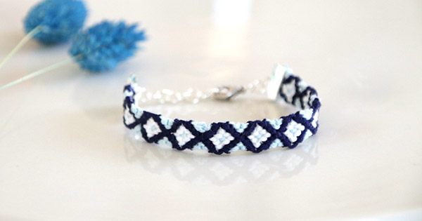Schéma Bracelet Brésilien bleu motif losanges Schéma Bracelet Brésilien bleu motif losanges