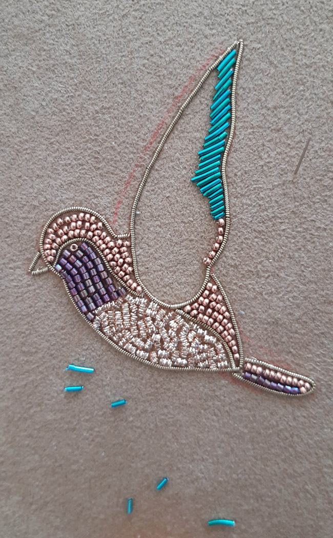 DIY Broche oiseau en broderie d'or avec cannetille et jaseron par Dame Moustache : Etape 11