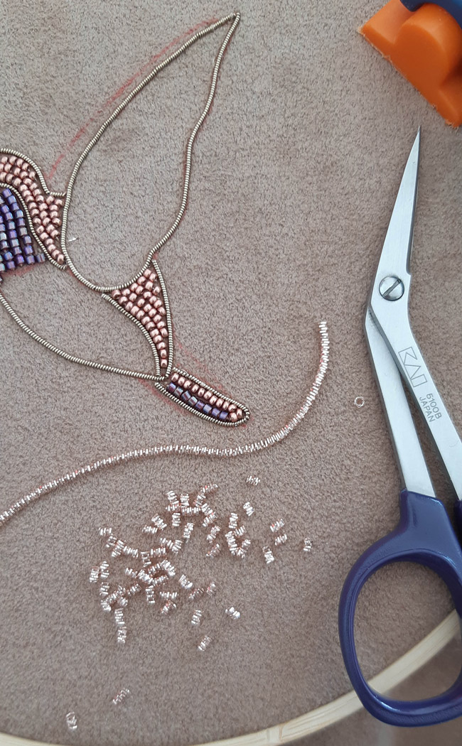 DIY Broche oiseau en broderie d'or avec cannetille et jaseron par Dame Moustache : Etape 8
