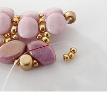 Collier Inaya® par PUCA® : Etape 20