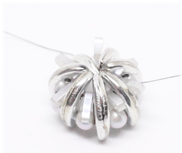 Collier DIY avec des cristaux PureCrystal Majestic Blue, Czechmates et Miyuki Delicas