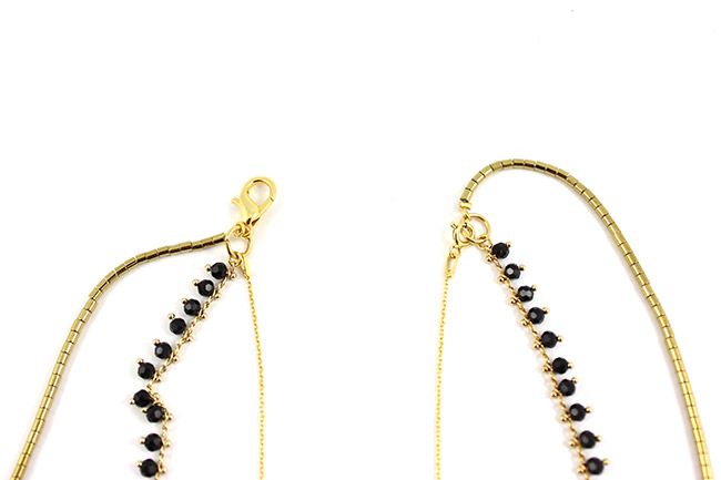 Collier 3 rangs noir et or : Etape 6 Collier 3 rangs noir et or : Etape 6