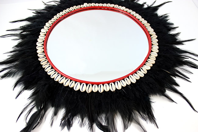 Miroir avec plumes et coquillages : Etape 4