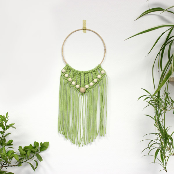 DIY Suspension murale en macramé facile perles en bois