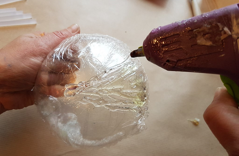 DIY facile panier à clefs avec colle et peinture decoSpray Pébéo