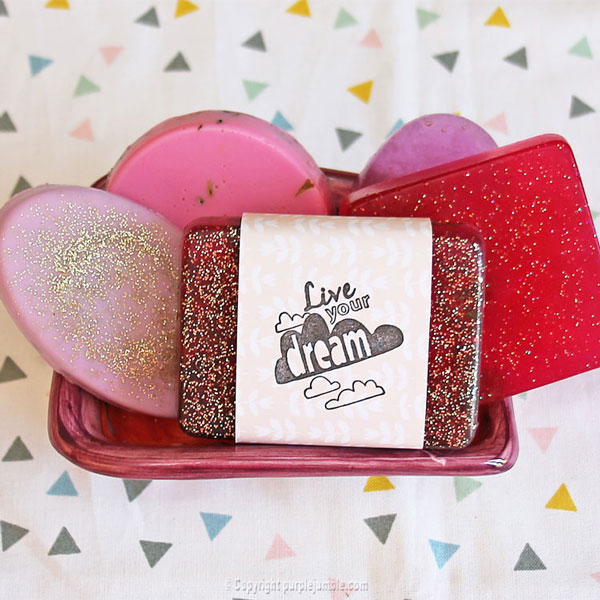 DIY savons colorés et parfumés DIY savons colorés et parfumés