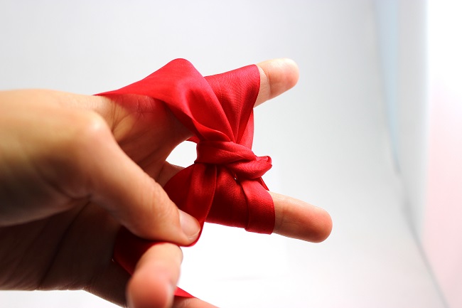 sapin-de-table-fil-aluminium-pompon-ETAPE_5f