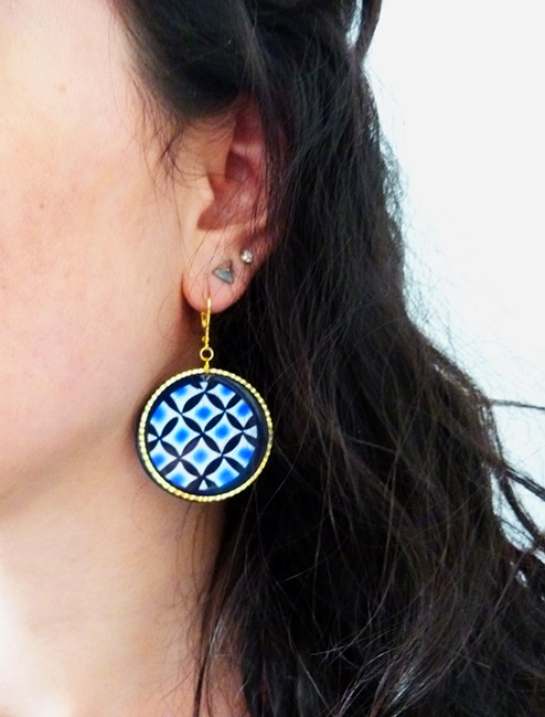 boucles-d-oreilles-motif-geometrique-lc-disks-portees