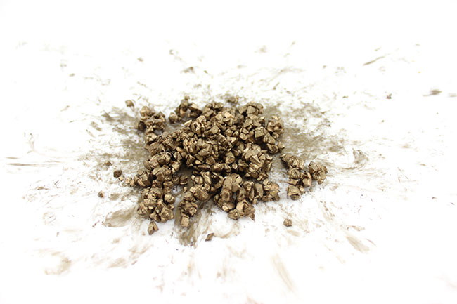 Boucles d'oreilles effet marbré Cernit métallic champagne : Etape 2