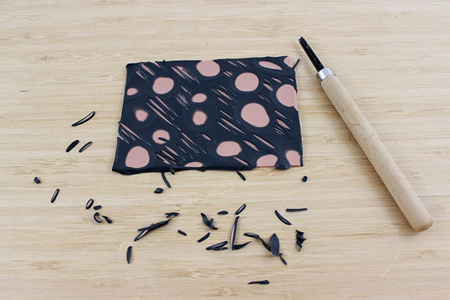 Boucles d'oreilles imitation écailles de tortue en pâte polymère : Etape 4