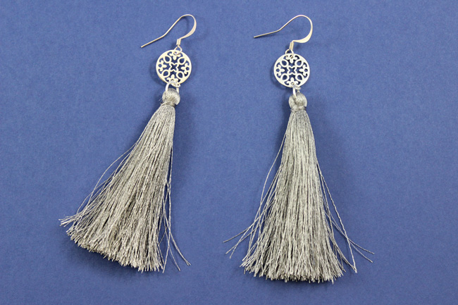 Sautoir intercalaire Rosace argent 925 Facettes de Bohème : Etape 2 Sautoir intercalaire Rosace argent 925 Facettes de Bohème : Etape 2