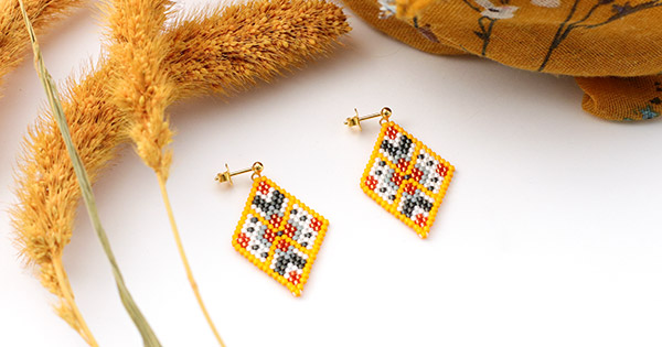 Schéma Boucles d'oreilles Brick Stitch losange en perles Miyuki débutant Schéma Boucles d'oreilles Brick Stitch losange en perles Miyuki débutant