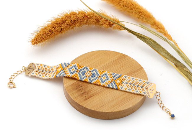 Bracelet Miyuki tissage Peyote Impair couleurs Estivales : Etape 1 Bracelet Miyuki tissage Peyote Impair couleurs Estivales : Etape 1