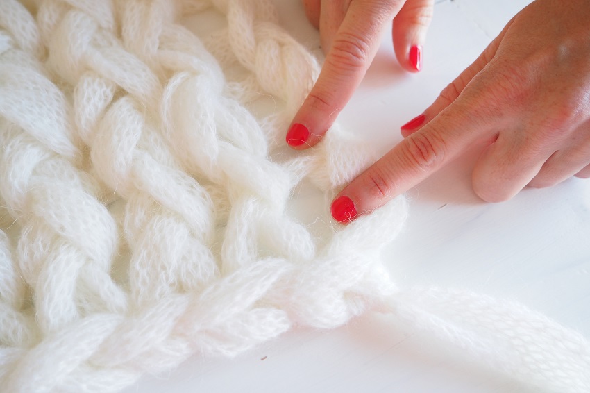 coussin-handy-wool-arm-knitting-03